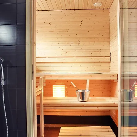 Nallikari Holiday Village 122s *